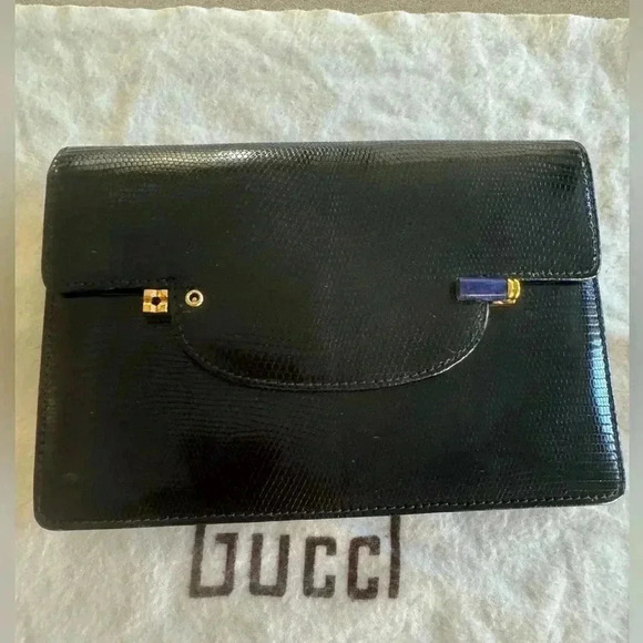 VINTAGE GUCCI SNAKESKIN CLUTCH - Picture 2 of 15